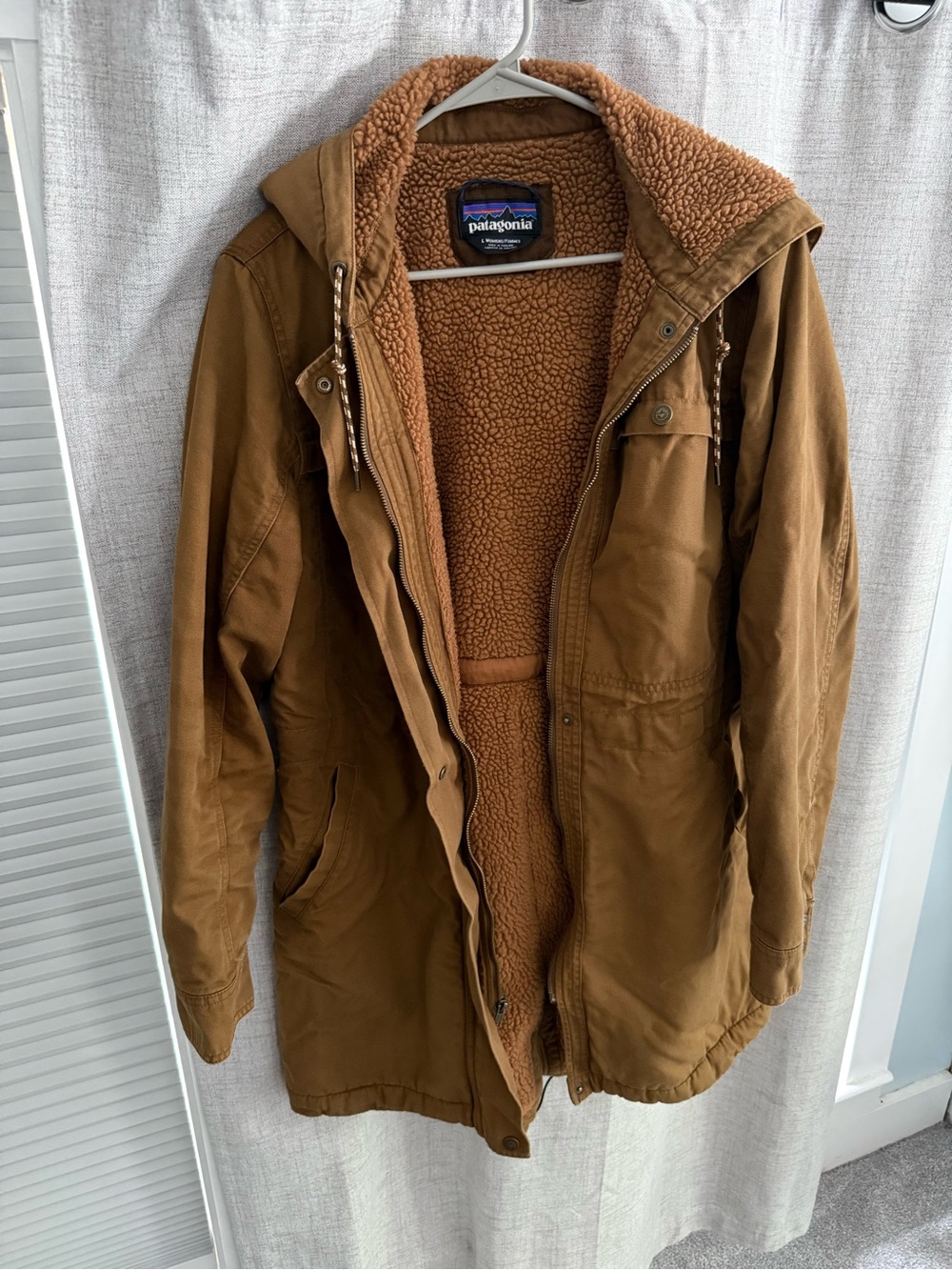 Patagonia Women’s Brown Sherpa-Lined Hooded Jacket